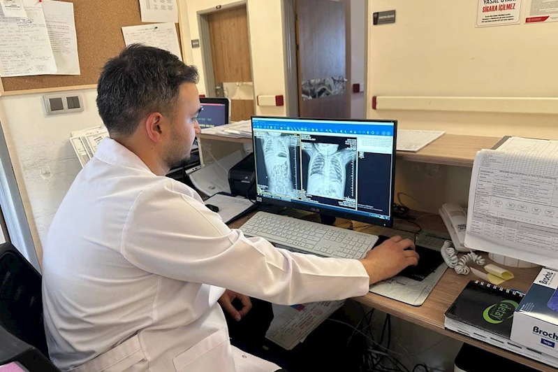 15 aylık bebek Heimlich manevrasıyla hayata tutundu, acil ameliyatla kurtarıldı