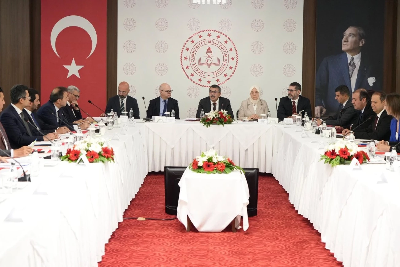 Türkiye-Sri Lanka iş birliği toplantısı Ankara’da gerçekleştirildi