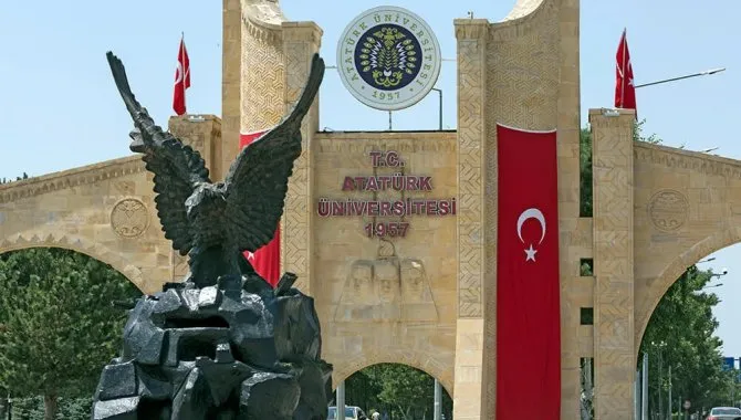Atatürk Üniversitesi’nde Aydınlık Günler Yeniden Doğuyor