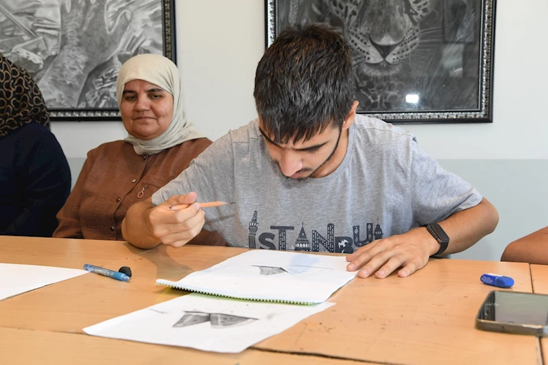 Otizmli çocuklar yeteneklerini sergiliyor