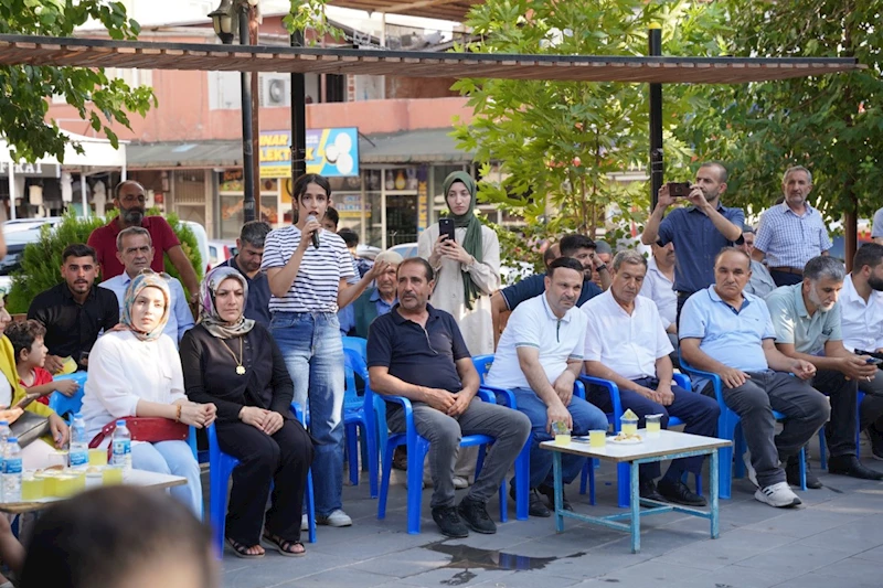 Kâhta’da yetkililer halkla buluştu: Sorunlar doğrudan iletildi, anında yanıt verildi  - Videolu Haber