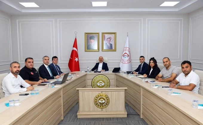Adıyaman Valiliği’nde değerlendirme toplantısı yapıldı 