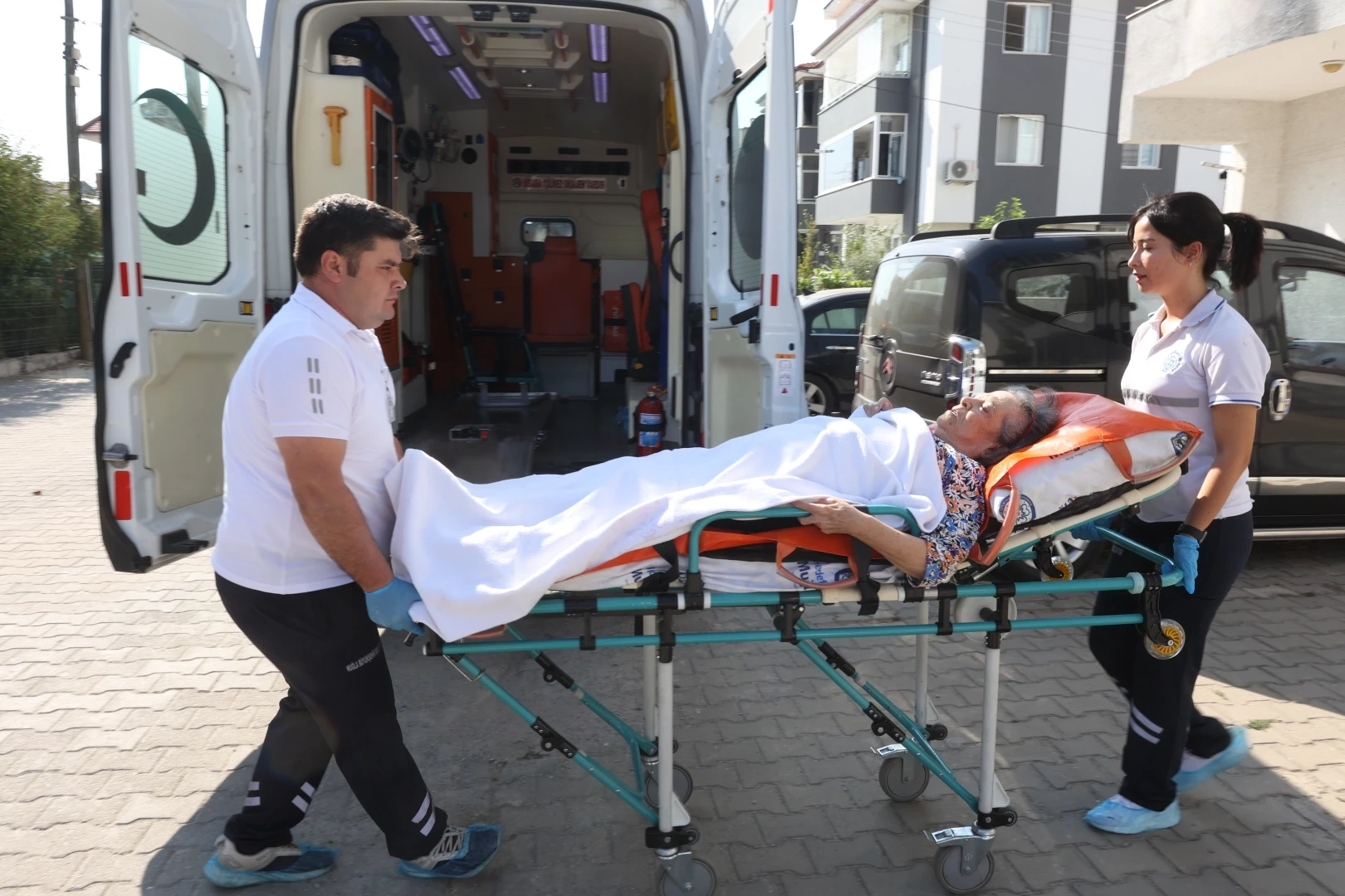 Muğla’da hasta nakil hizmeti hayat kolaylaştırıyor