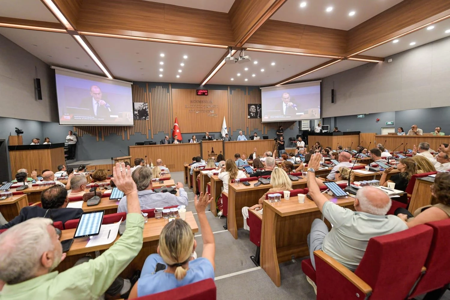 İzmir’de atık yönetimi için konsey oluşturulacak