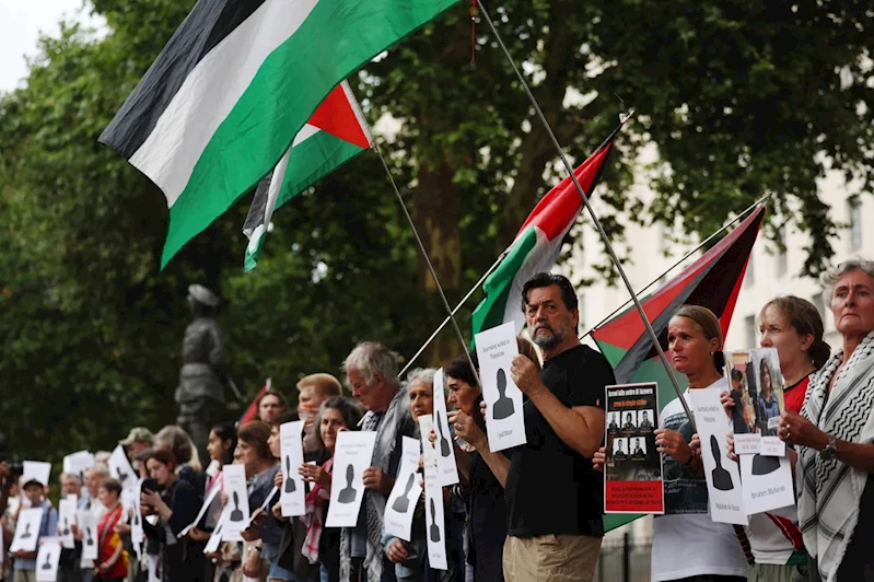 Yahudiler, işgal rejimine savaşı durdurma çağrısı yaptı