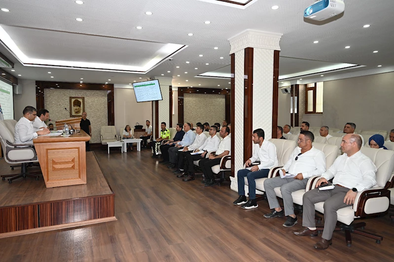 Muhtarlar sorun ve talepler için bir araya geldi