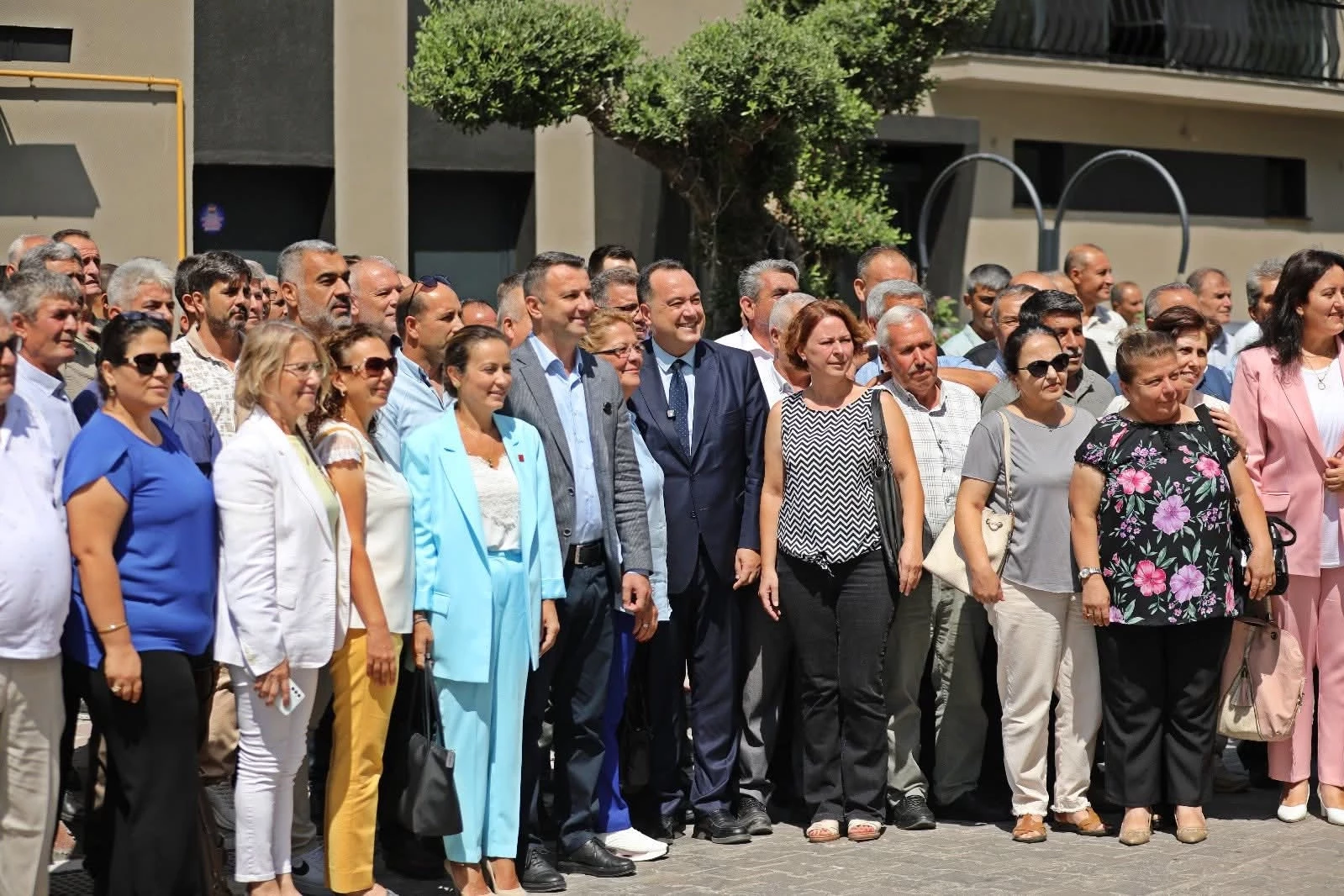 Başkan Dutlulu, Akhisar’da muhtarlarla buluştu