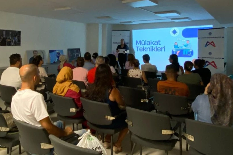 Kariyer Merkezi İş Gücü Piyasası’na yönelik hizmetler sunuyor