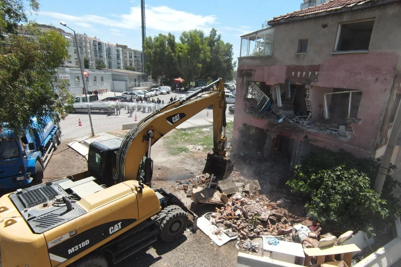 İzmir Karşıyaka’da depreme karşı bilimsel hamle