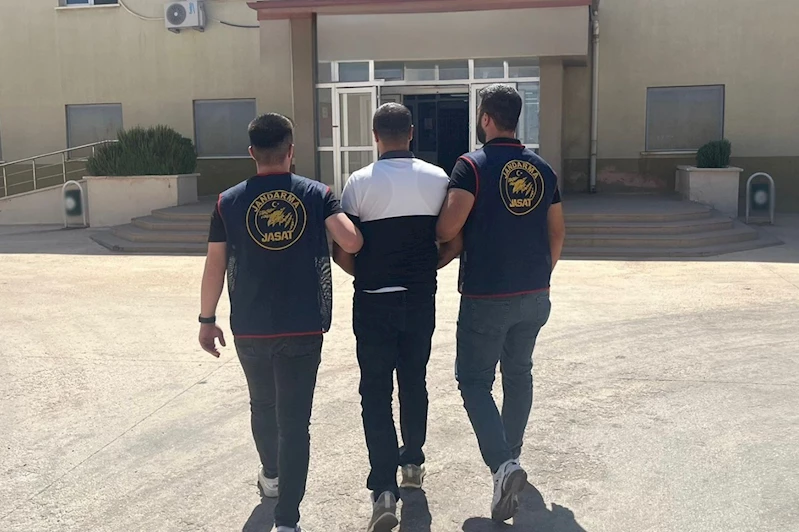 Hırsızlık suçundan araması bulunan şahıs yakalandı