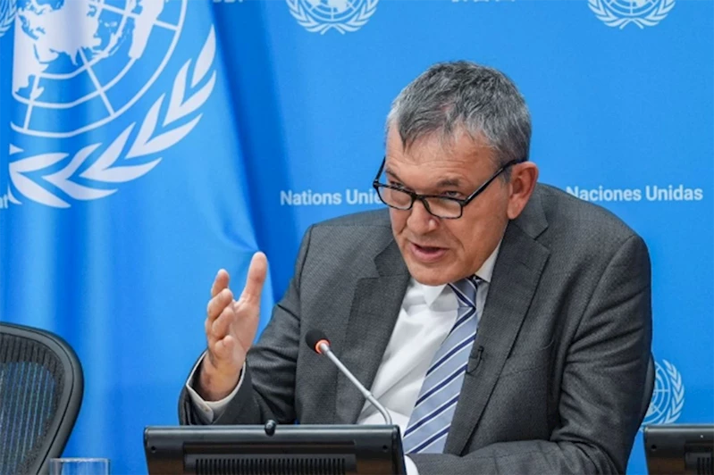 UNRWA: israil, Gazze dışındaki 6 bin yardım tırının girişini engelliyor