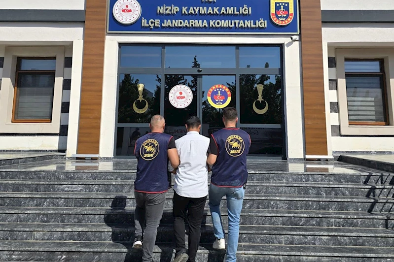 Uyuşturucu satmaktan araması bulunan şahıs yakalandı