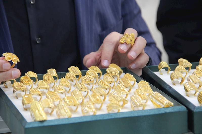 Altın fiyatlarında düşüş devam ediyor