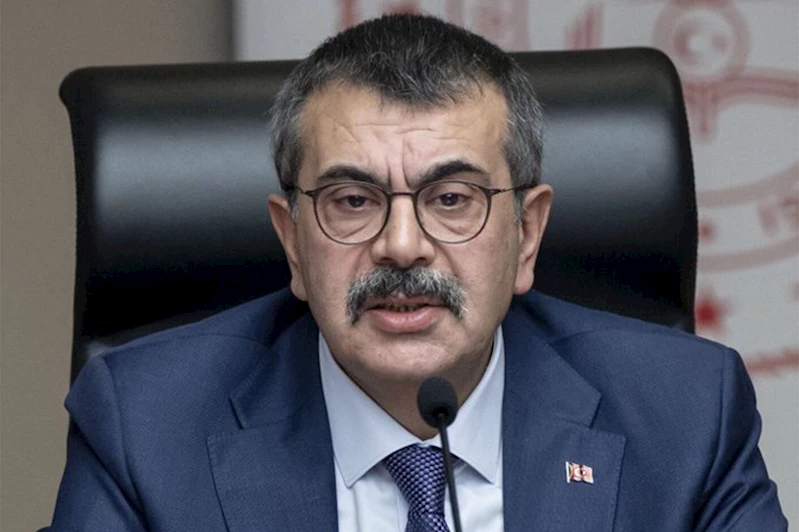 Okul kıyafetlerinde yeni dönem: Zorunlu mağaza yok, değişim 4 yılda bir