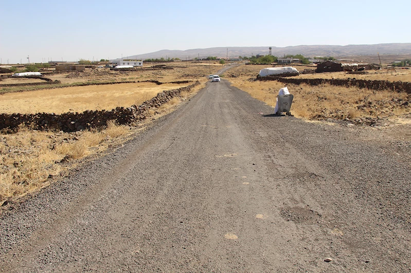 Kışın çamur, yazın toz: 3 kilometrelik yol yıllardır onarılmıyor