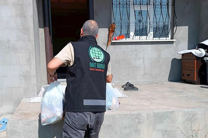 Umut Kervanı Doğubayazıt’ta ihtiyaç sahiplerini unutmuyor