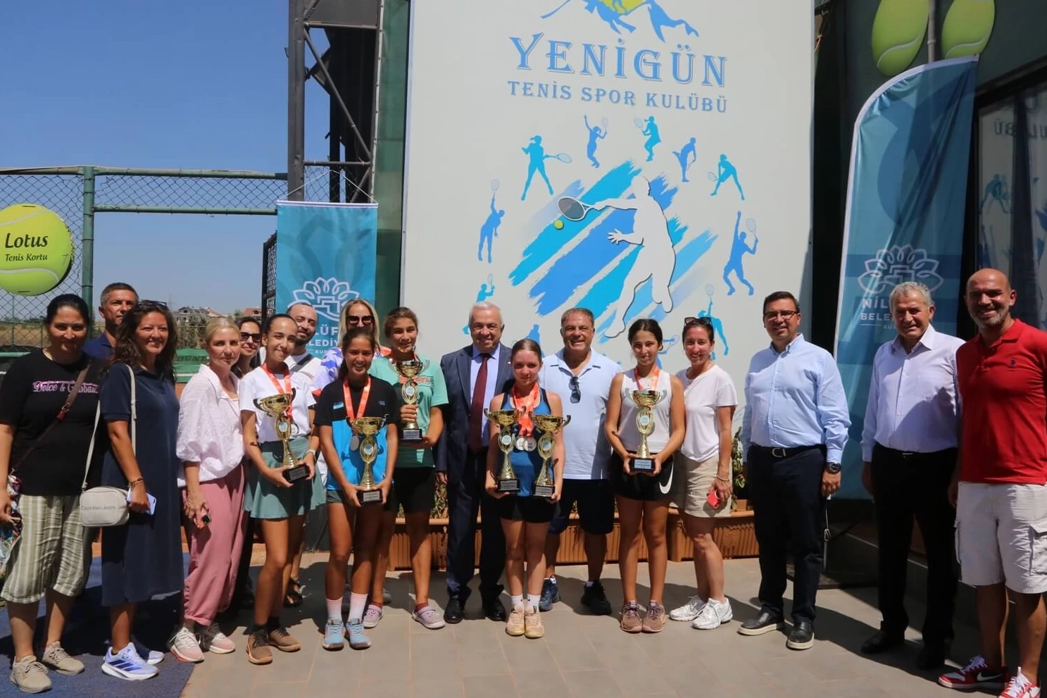 Bursa Nilüfer’de genç raketler mücadele etti