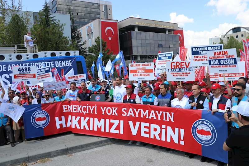 Memur-Sen’den Maliye Bakanlığı önünde eylem: Emeğimizi yok saymayın, hakkımızı verin