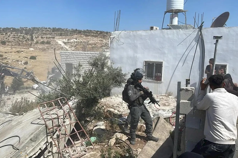 İşgal askerleri ve Yahudi çetelerden Batı Şeria