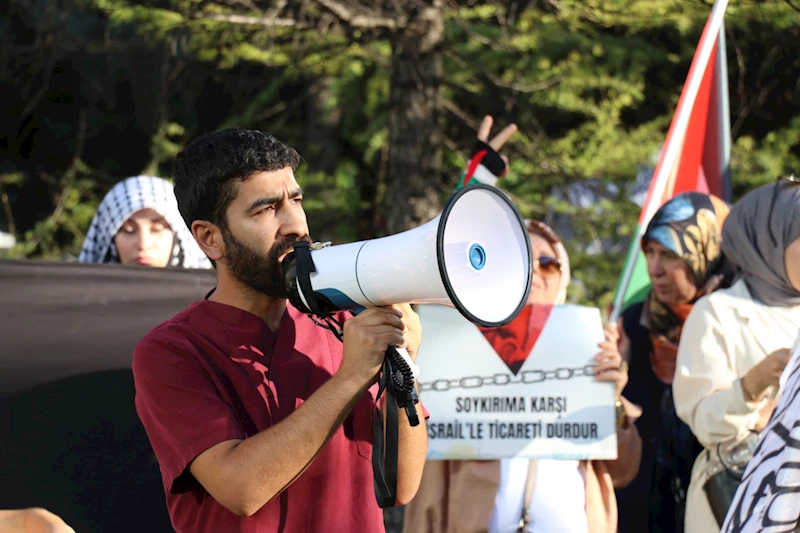 Aktivist Özkarakaş: Türkiye, Tom Barrack