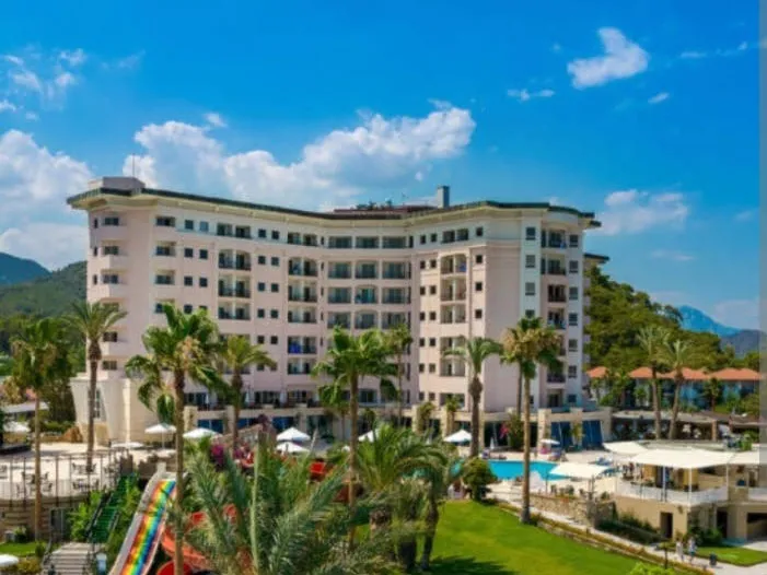 “Yelkenler fora” istikamet Sveo Otel... 