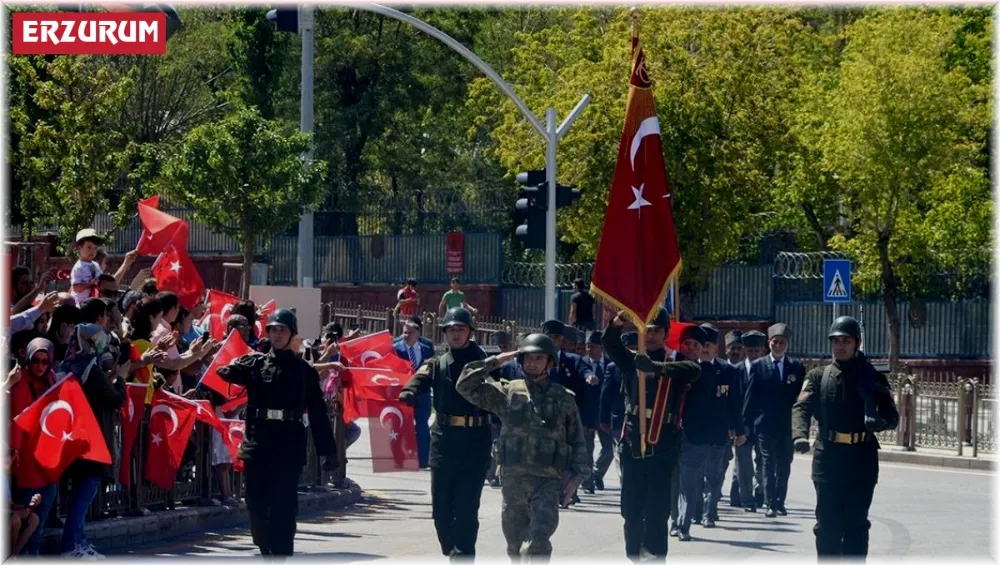 Erzurum’da 30 Ağustos coşkusu meydanları doldurdu