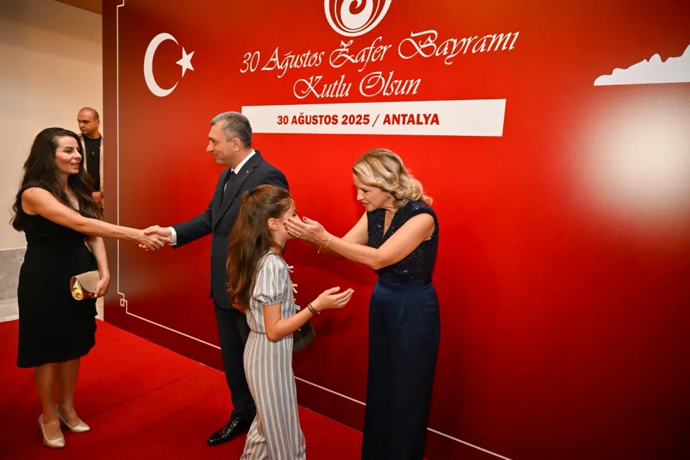 VALİ ŞAHİN: GELECEK BİZİMDİR, DAHA DA GÜÇLENECEĞİZ