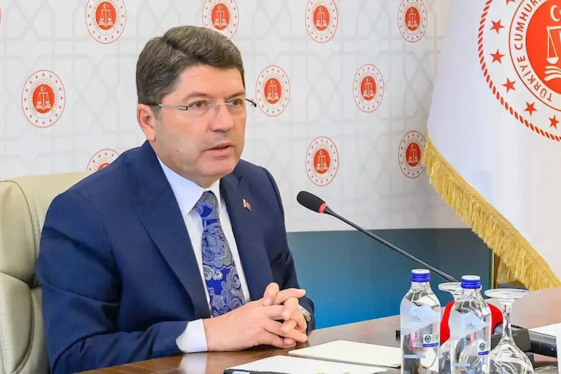 Bakan Tunç: Sahte elektronik imza soruşturmasında 199 kişi hakkında dava açıldı, 37 kişi tutuklandı