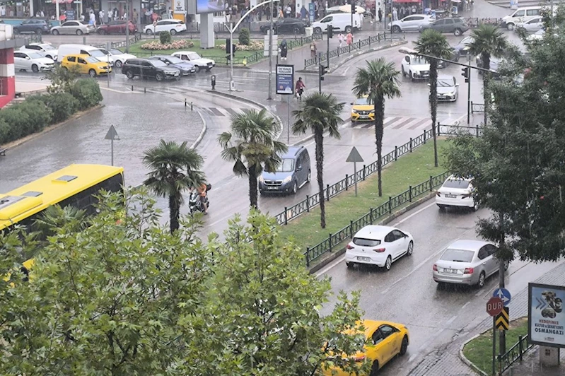 Bursa’da yağış yeniden etkili oldu