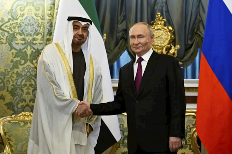Putin ve BAE Devlet Başkanı Al Nahyan bir araya geldi