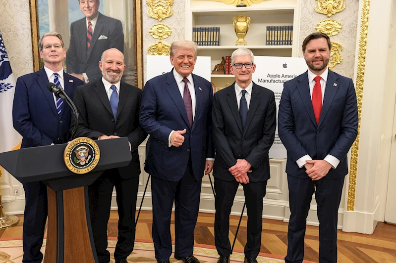 Trump, ithal yarı iletkenlere yüzde 100 gümrük vergisi uygulamayı planlıyor