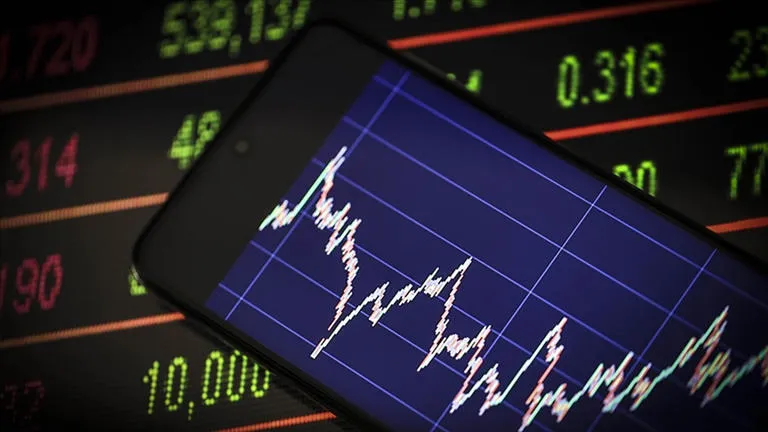 Piyasalarda Eylül Ayı Korkusu: ABD, Fransa ve Jeopolitik Gerginlikler Hissediliyor 