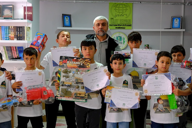 Umut Kervanı’nın Van’da açtığı ‘Yaz Okulu’ tamamlandı