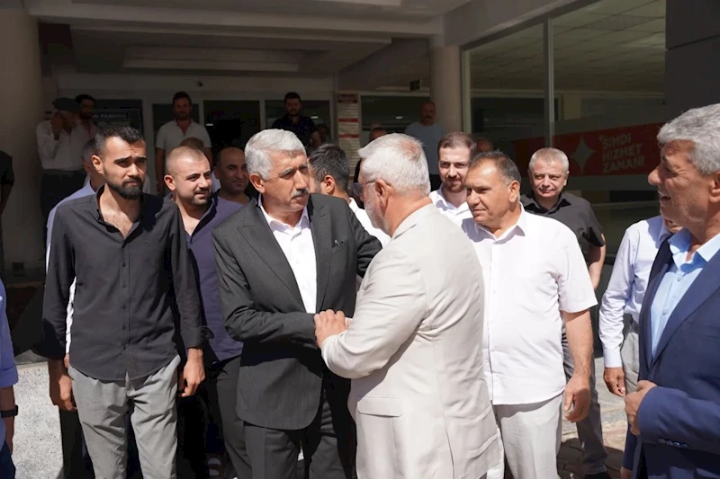 Mehmet Metiner’den Kahta Belediyesi’ne ziyaret 