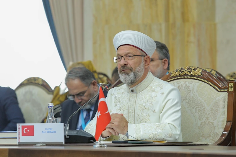 Erbaş: İslam beldelerin kurtuluşu ümmet bilincinin yeniden ikame edilmesine bağlıdır