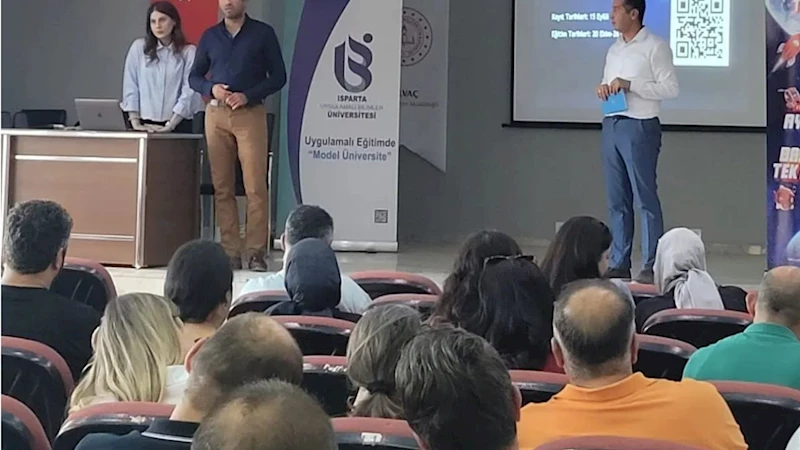 Isparta’da öğretmenler TEKNOFEST için hazırlanıyor