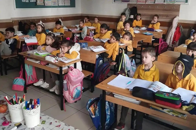 Aşırı ödev ve yüksek beklentiler çocukta kaygı yaratabilir!