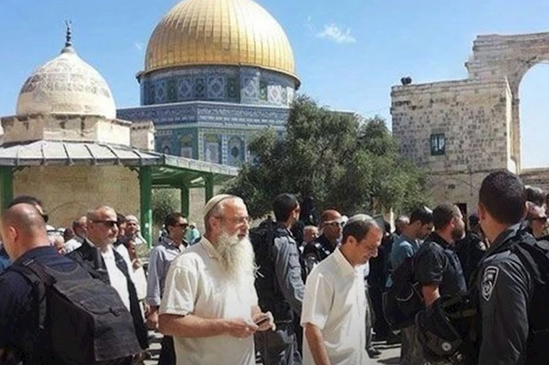 Siyonist Yahudiler Mescid-i Aksa