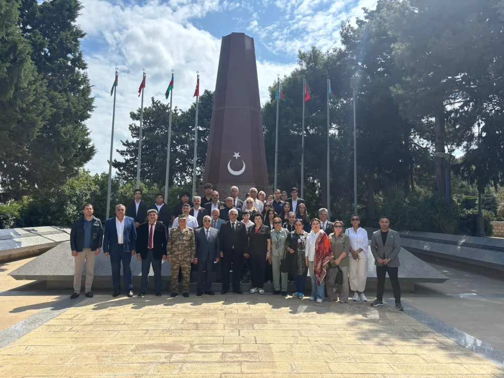 107 Yıl Sonra Bakü’de Türk Şehitleri Unutulmadı