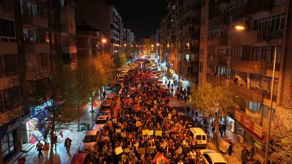 Ankara’da On Binlerce Kişi “Adalet” İçin Sokaklara Çıktı