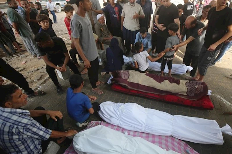 Soykırımcı rejim 99 Filistinliyi daha şehit etti