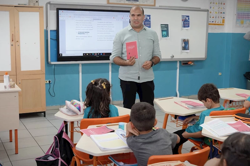 Mersin’de “Dijital Dünyada Çocuk Hakları” eğitimi