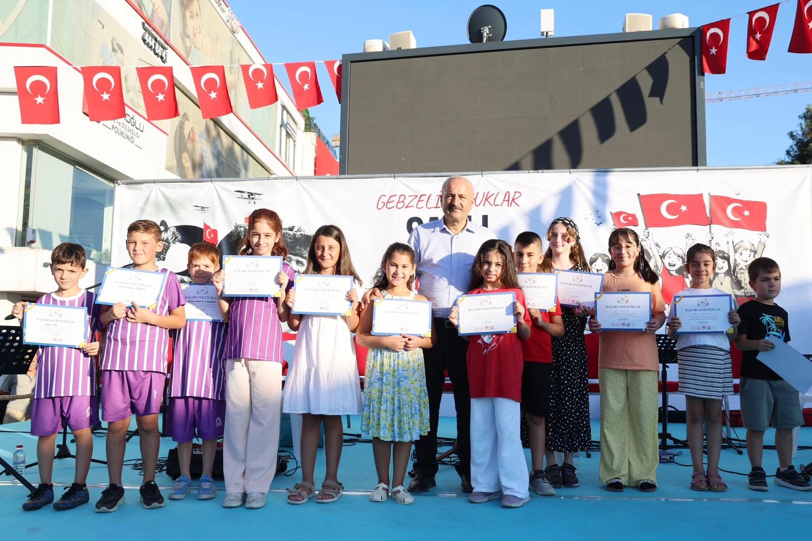 Gebze’de Yaz Spor Okulları coşkuyla tamamlandı