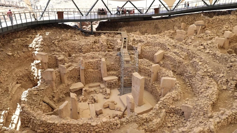 Göbeklitepe’de heyecan yaratan insan heykeli keşfi