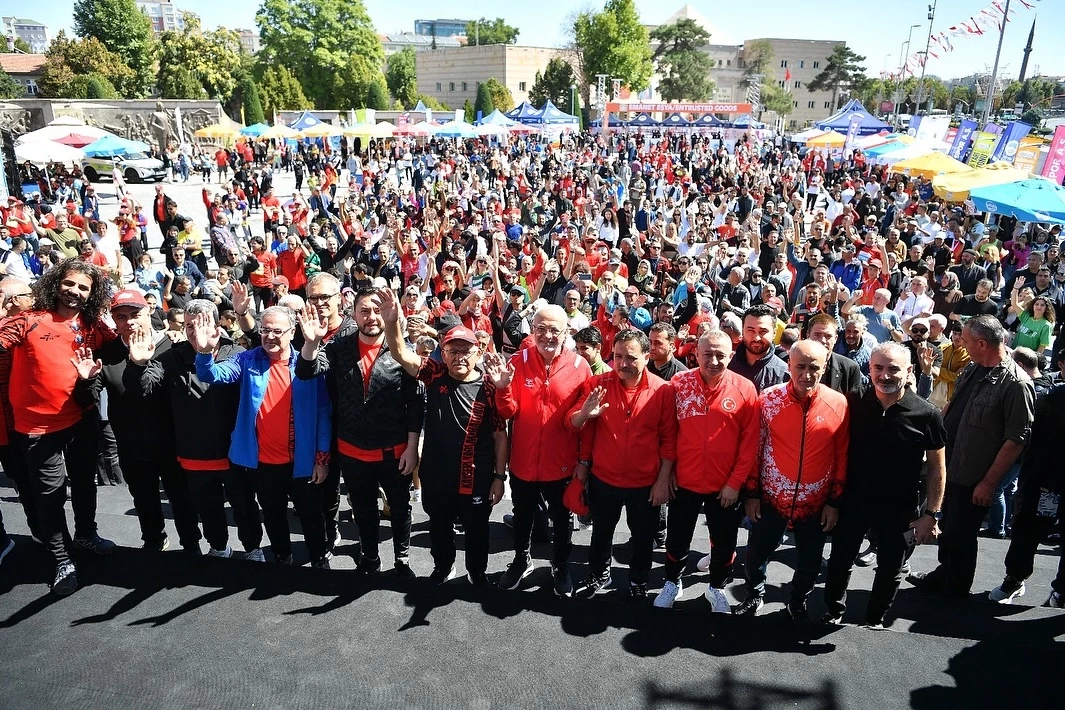 Uluslararası Kayseri Yarı Maratonu şölen yaşattı