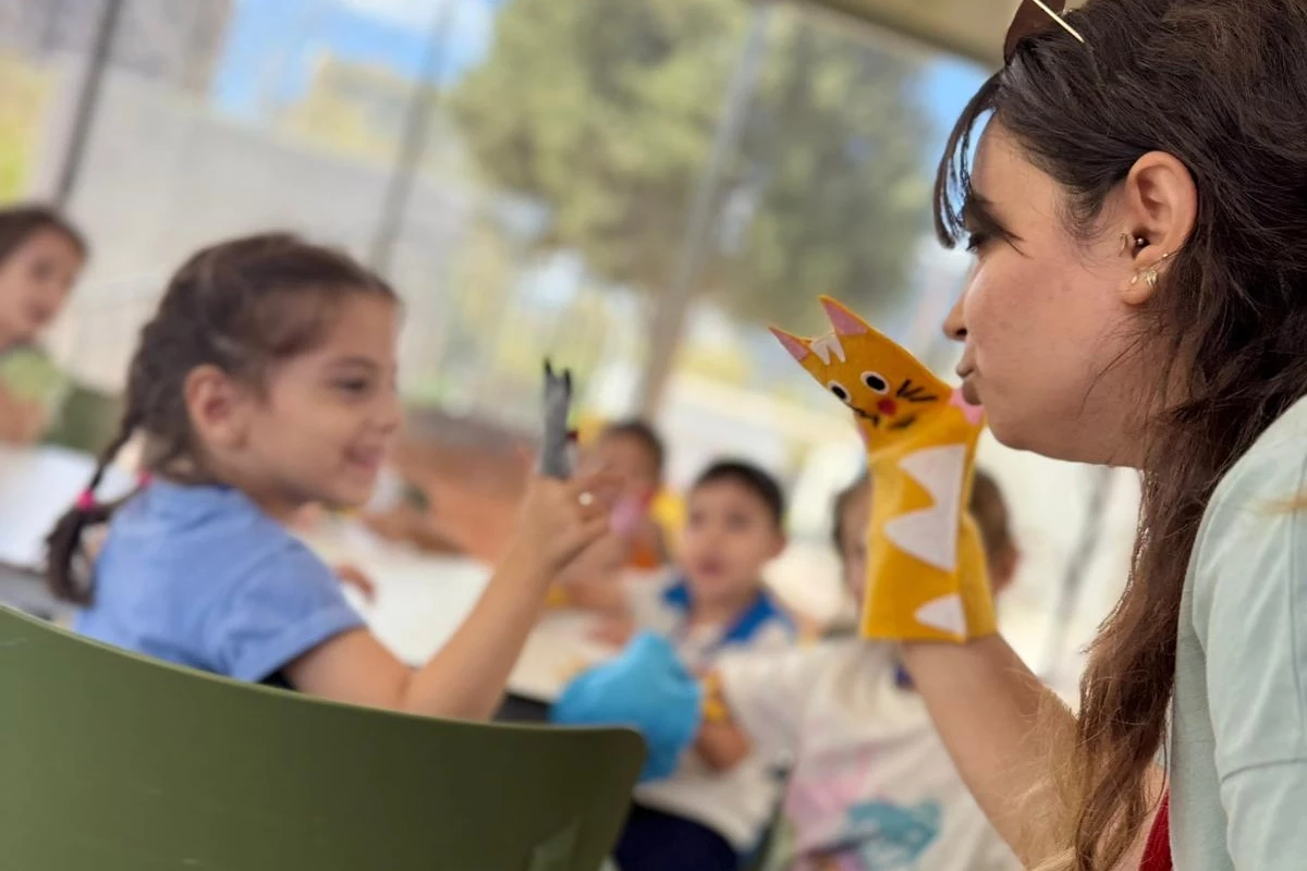 Yuvamız İzmir’in çocukları üniversiteli gençlerle buluşuyor