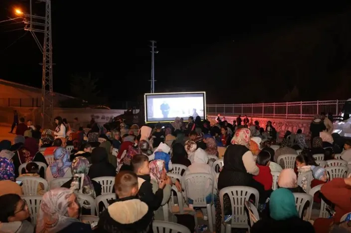 Konya’da 101 Mahalle Sinema ile Buluştu