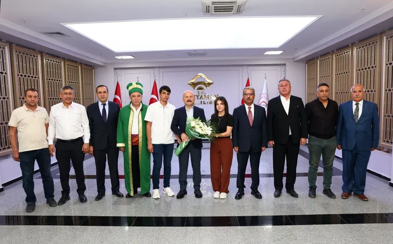 Adıyaman’da yılın ahisi, kalfası ve çırağı ödüllerini aldı 