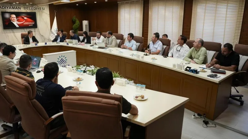 AFD yetkilileri, Belediye Başkanı Abdurrahman Tutdere ile bir araya geldi  - Videolu Haber