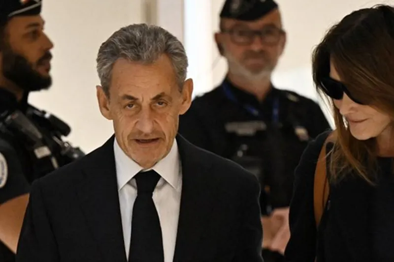 Eski Fransa Cumhurbaşkanı Sarkozy, Libya davasında suçlu bulundu